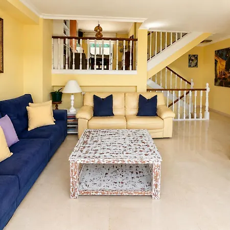 Holibai Alborada, Casa Familiar Con Vistas Al Mar, * Байона