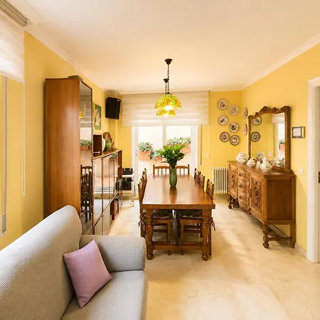 Дом отдыха Holibai Alborada, Casa Familiar Con Vistas Al Mar,